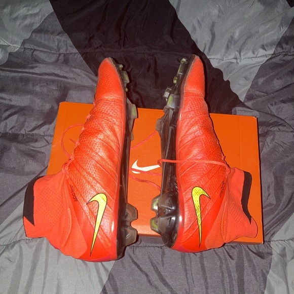 MERCURIAL SUPERFLY IV RED WORLD CUP 2014 THROWBACKS - Picture 5 of 5